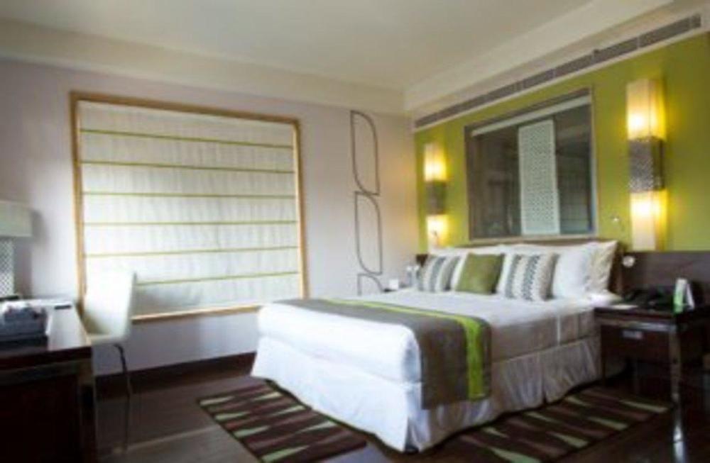 Quality Inn Gurgaon Bagian luar foto