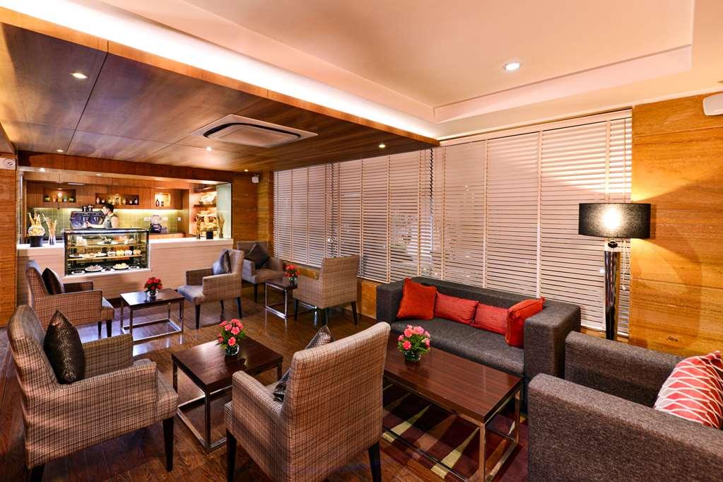 Quality Inn Gurgaon Restoran foto