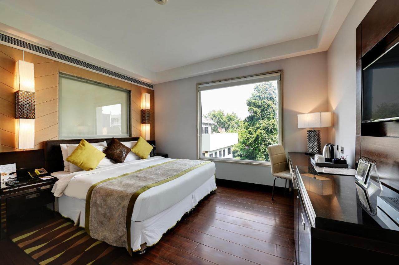 Quality Inn Gurgaon Bagian luar foto
