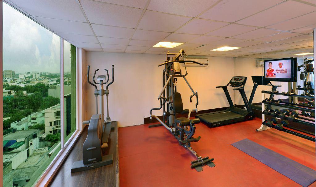 Quality Inn Gurgaon Bagian luar foto